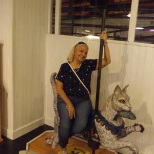 Meet your Posher, Margaret